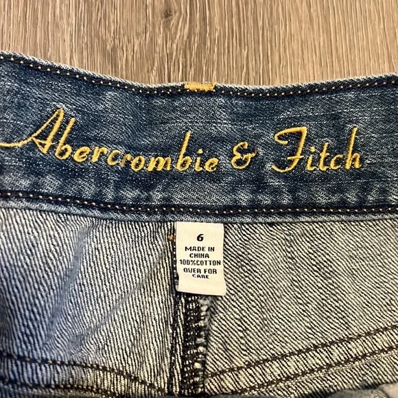 Abercrombie and Fitch cotton skirt. Size 6 - Picture 4 of 8